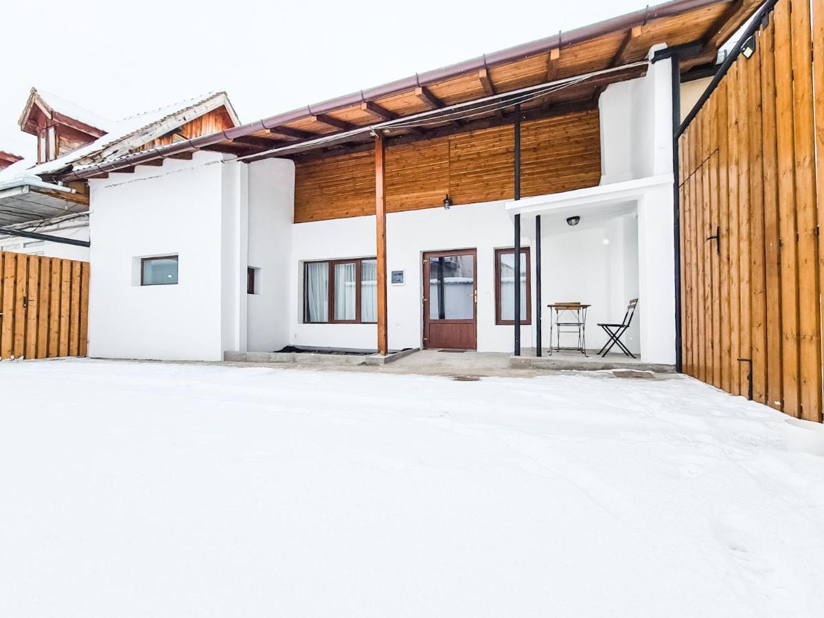 Ferienwohnung The Cozy Bunker Hermannstadt Exterior foto