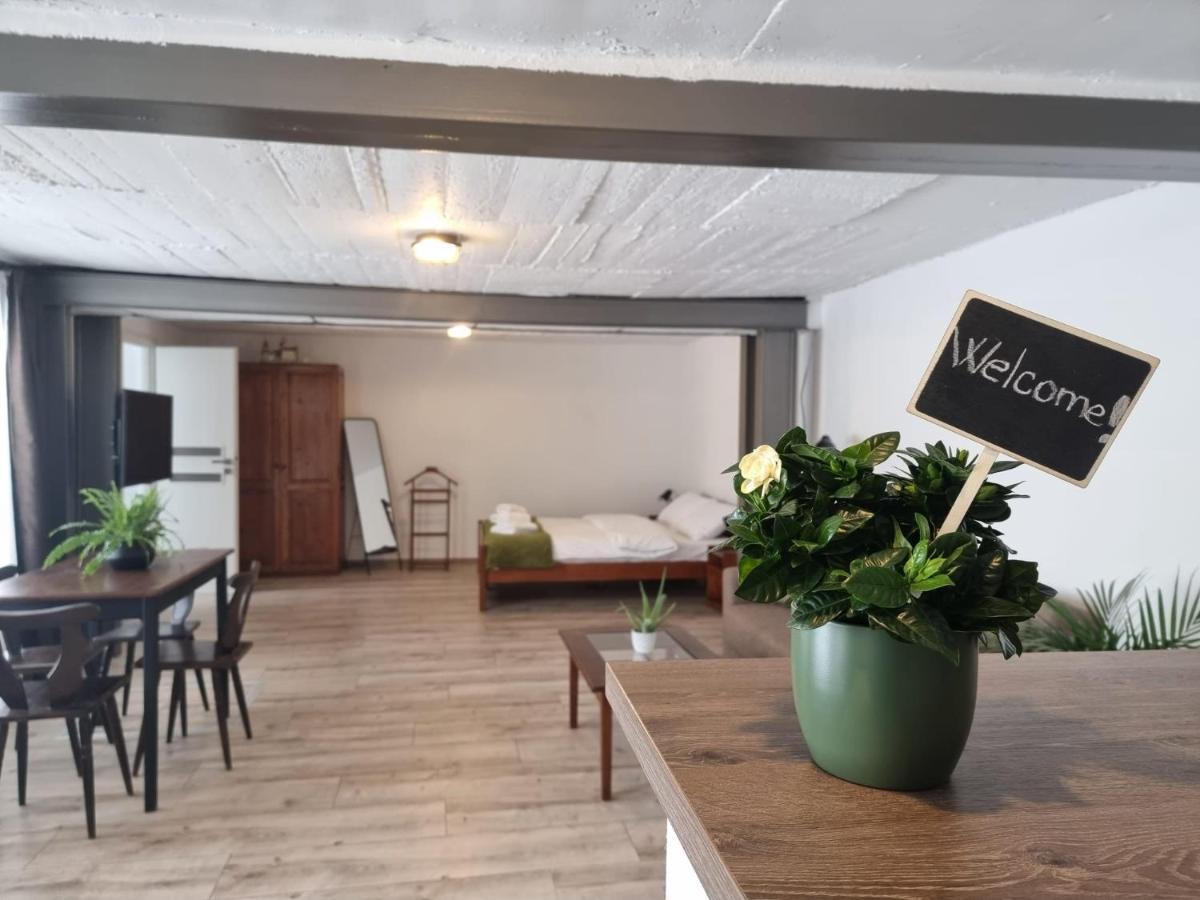 Ferienwohnung The Cozy Bunker Hermannstadt Exterior foto